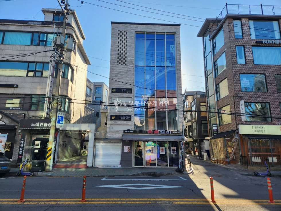 서울 마포구 연남동 연남동 미로길 대로변 삼거리 코너, 엘리베이터 있는 신축 건물 매매 매물번호 12287 사진 1