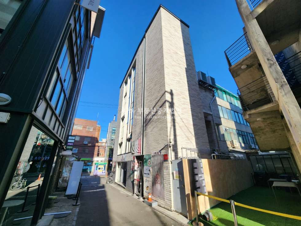 서울 마포구 연남동 연남동 미로길 대로변 삼거리 코너, 엘리베이터 있는 신축 건물 매매 매물번호 12287 사진 4