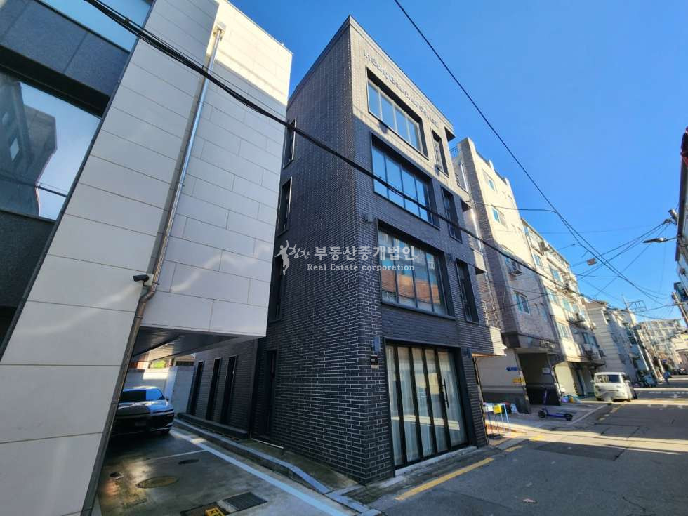 서울 마포구 서교동 망원역 도보 2분 초역세권, 내 외부 컨디션 좋은 사옥형 빌딩 매매 매물번호 12284 사진 3