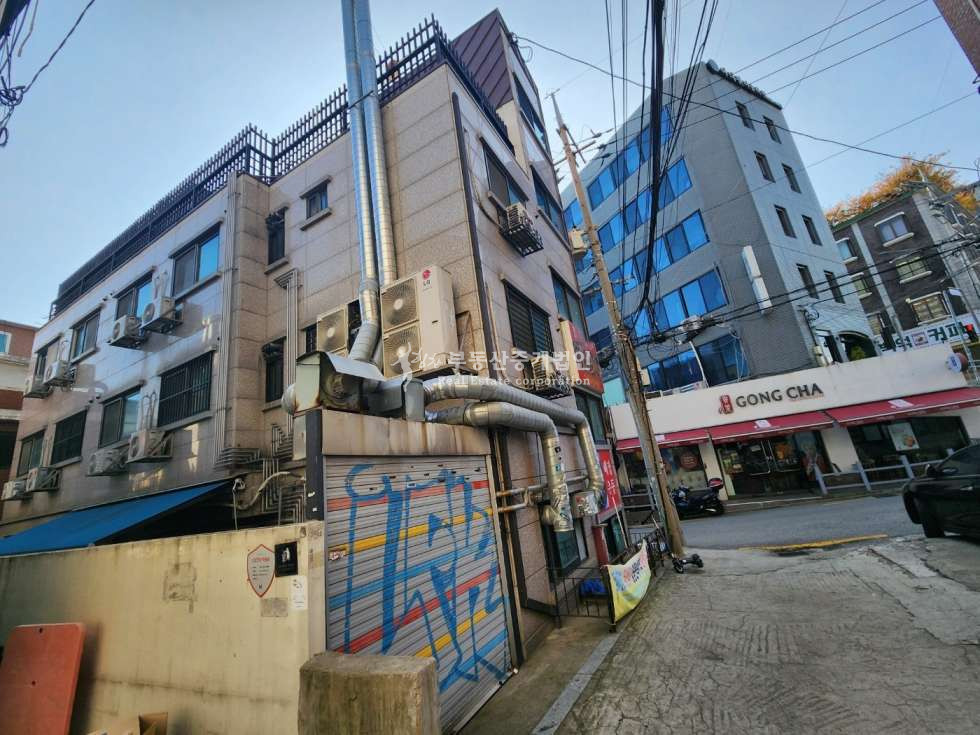 서울 마포구 서교동 홍대땡땡거리 인근 대로변에서 보이는 가시성 우수한 건물 / 외국인 관광 숙박업종 가능! 매매 매물번호 12217 사진 5