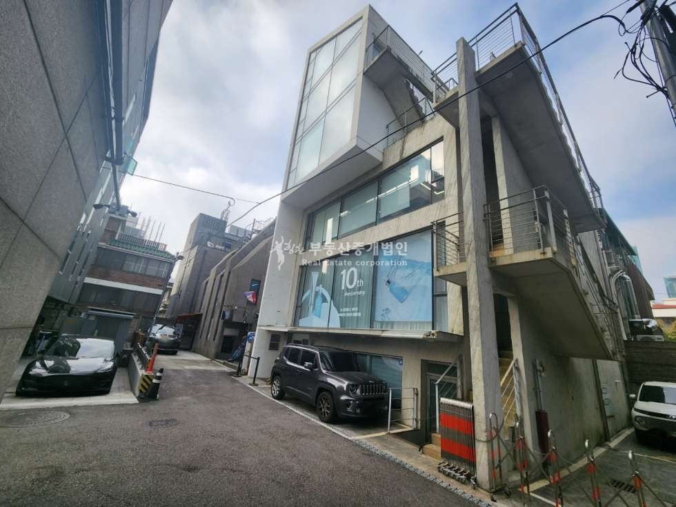 서울 마포구 서교동 홍대합정상권 더블역세권 신축급 올근생 사옥형, 수익형 건물 매매 매물번호 12211 사진 2