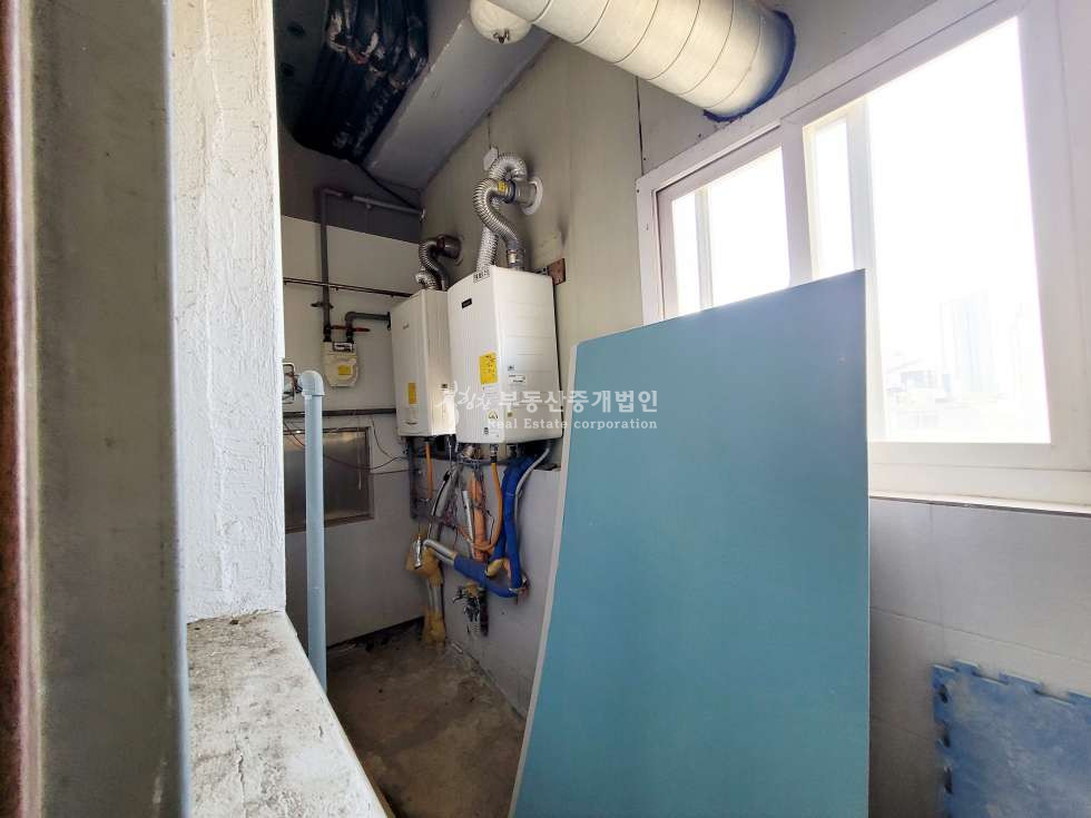 서울 마포구 서교동 홍대입구역 도보 3분, 대로변 6층 중대형 사무실 월세 매물번호 10989 사진 8