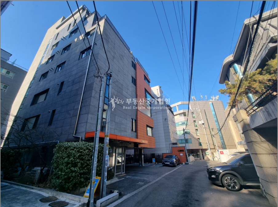 서울 마포구 서교동 서교동 오피스라인 수익율 높은 신축급내외관 건물. 명도,용도변경가능 매매 매물번호 11990 사진 2