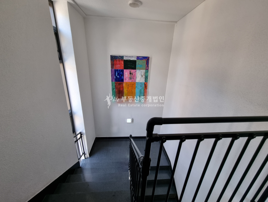 서울 마포구 서교동 서교동 오피스라인 수익율 높은 신축급내외관 건물. 명도,용도변경가능 매매 매물번호 11990 사진 5