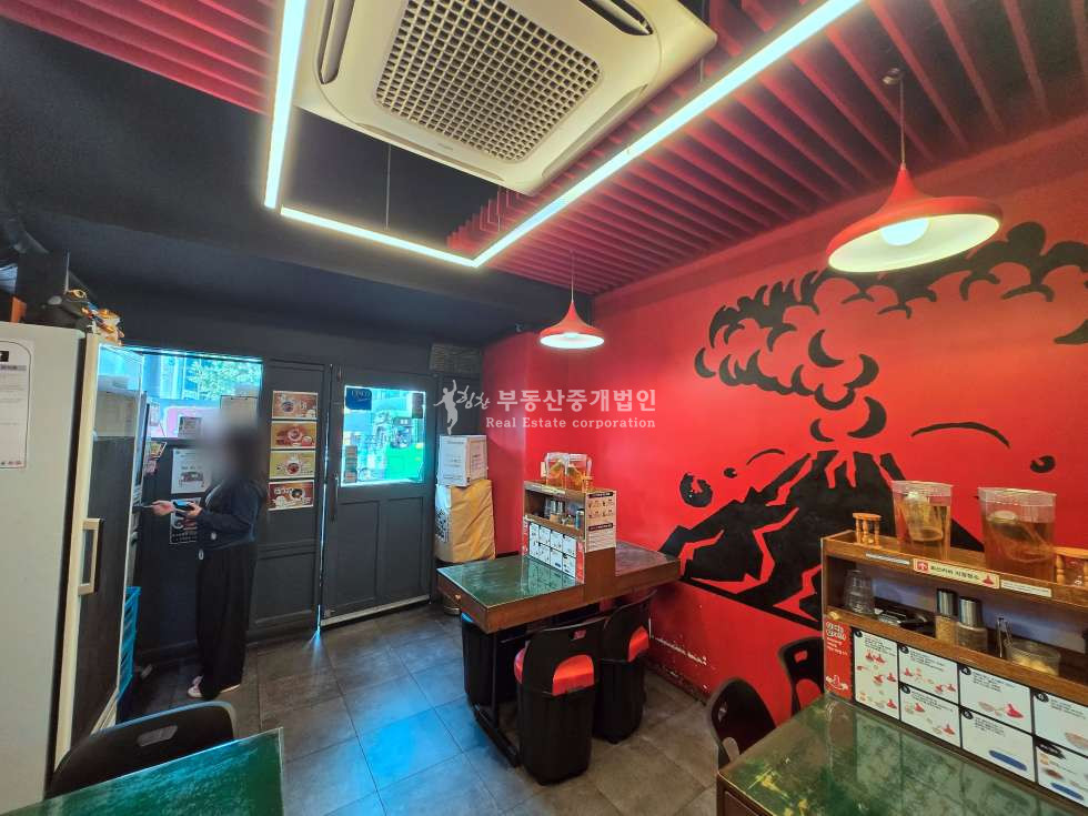 서울 마포구 창전동 홍대 미술학원거리 대로변 유동인구 많은 가성비 1층 상가 월세 매물번호 11779 사진 3