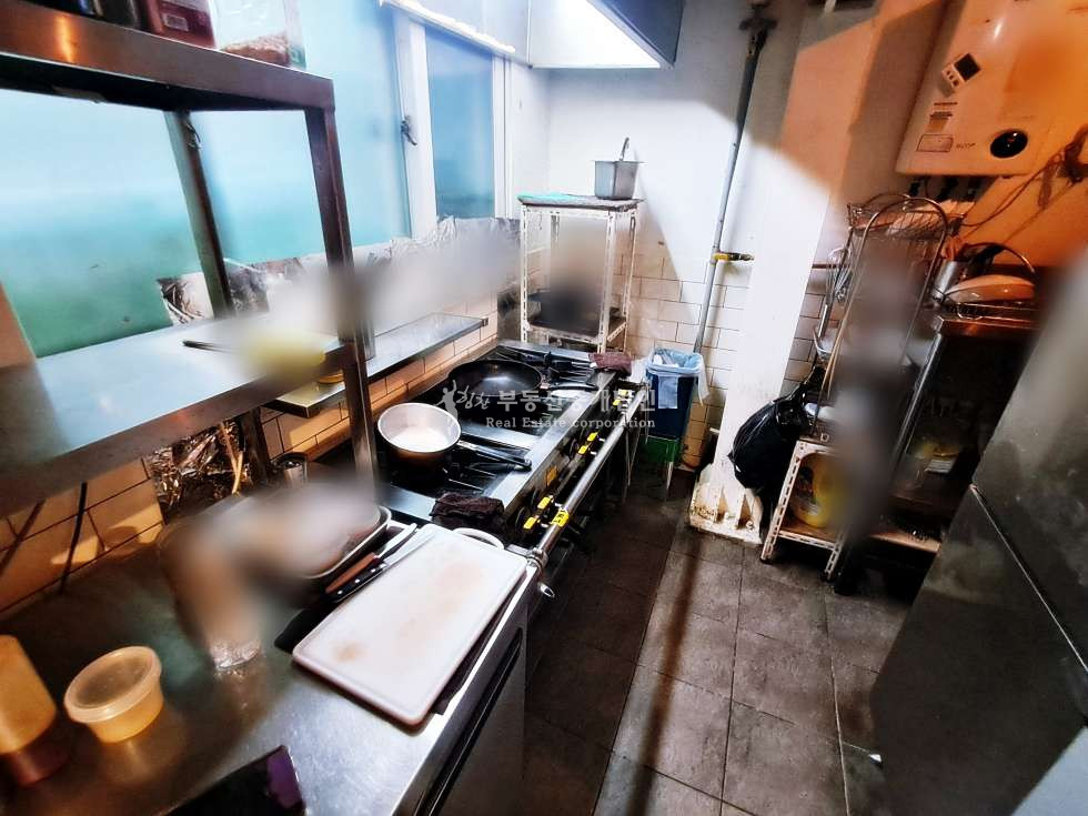 서울 마포구 망원동 망원역 도보 2분, 반지층 이지만 노출 좋은 상가 추천드립니다. 월세 매물번호 11669 사진 4