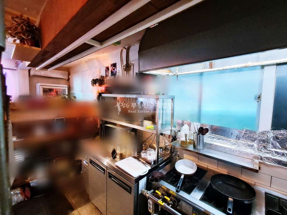 서울 마포구 망원동 망원역 도보 2분, 반지층 이지만 노출 좋은 상가 추천드립니다. 월세 매물번호 11669 사진 6