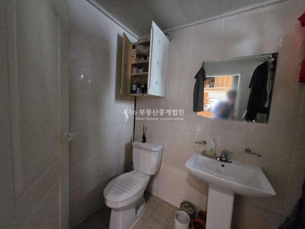 서울 마포구 신수동 서강대 경의선 숲길 바로 앞 l 느낌있는 독채 테라스 1층 상가 월세 매물번호 11513 사진 7