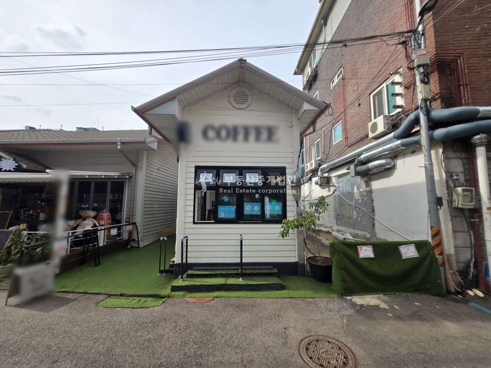 서울 마포구 신수동 서강대 경의선 숲길 바로 앞 l 느낌있는 독채 테라스 1층 상가 월세 매물번호 11513 사진 10