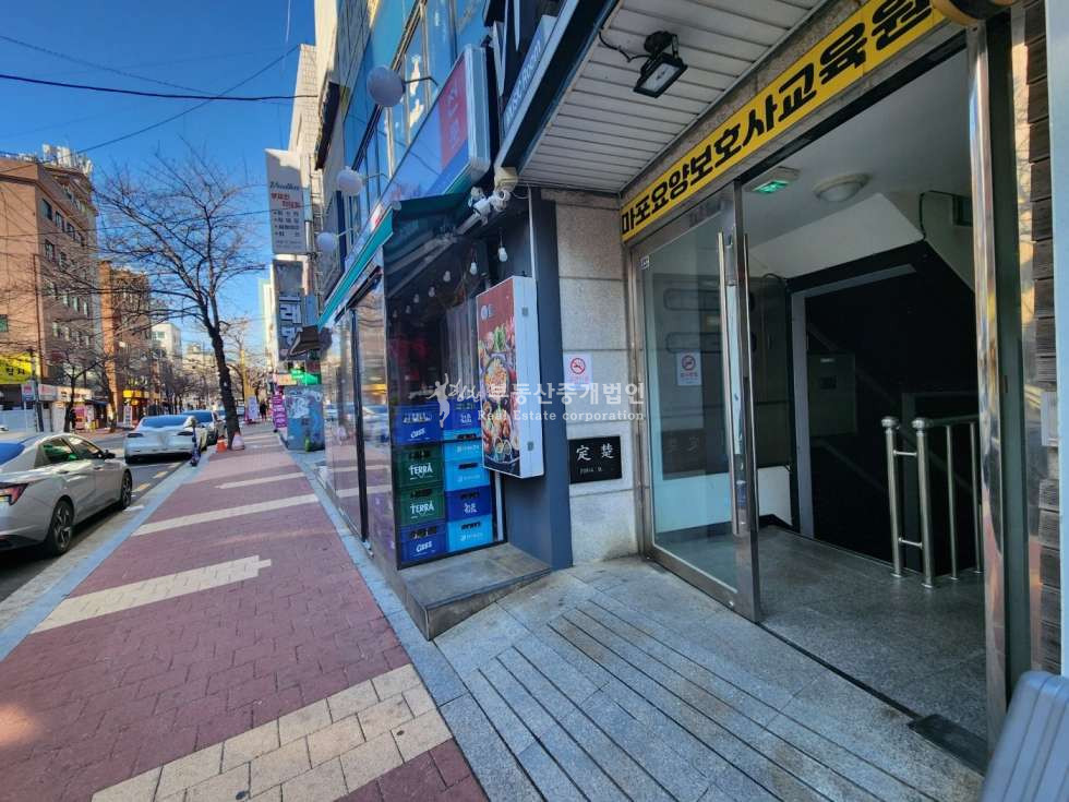 서울 마포구 서교동 합정 메인길, 레드로드 인근, 관리 잘 된 임대만실 올근생 수익형 빌딩 매매 매물번호 10829 사진 5