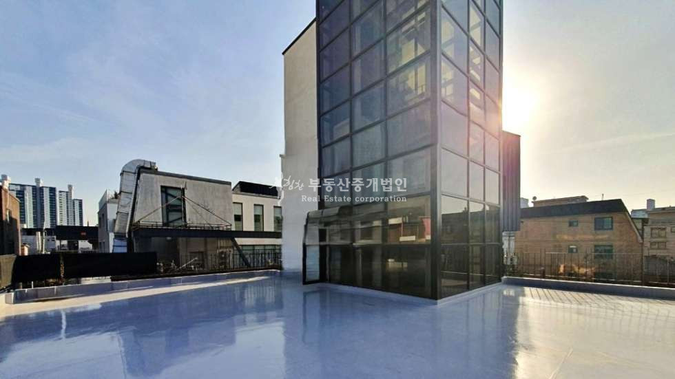서울 마포구 연남동 유동많은 연남상권 l 냉난방 완비 l 대수선 완료 l 노출좋은 빌딩 매매 매물번호 10724 사진 10