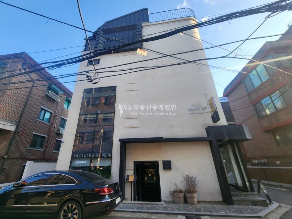 서울 마포구 연남동 홍대입구역역세권 경의선숲길 인근 리모델링완료된 이면정10518 코너빌딩 매매 매물번호 10518 사진 1