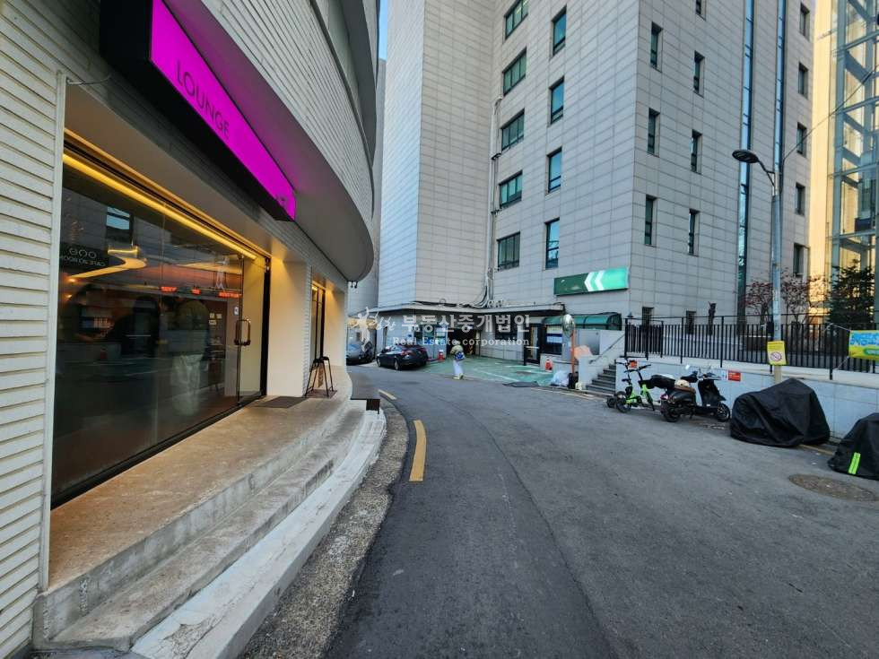 서울 마포구 서교동 합정역 초역세권 2020년 리모델링 내외관 수려한 수익형 빌딩 매매 매물번호 10422 사진 9