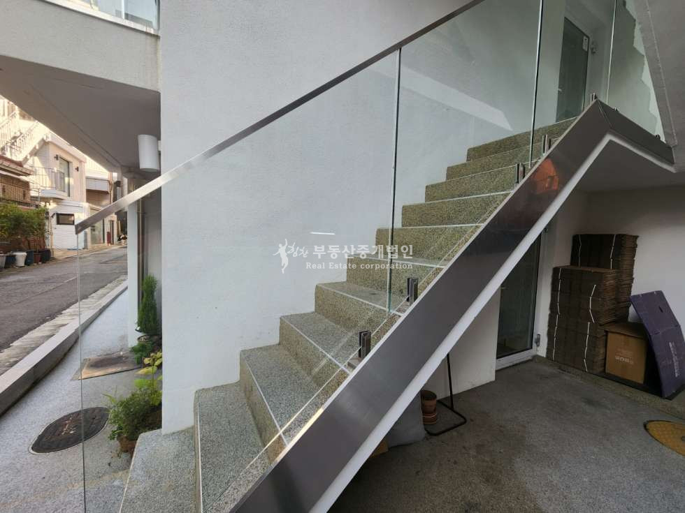 서울 마포구 동교동 경의선 숲길, 연남동 미로길 초입 유동인구, 임차수요 많은 올근생 리모델링 건물 매매 매물번호 10276 사진 5