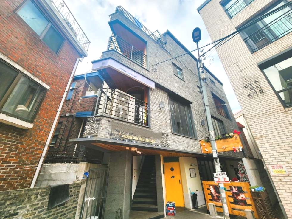 서울 마포구 연남동 홍대입구역 도보 5분, 연남동 미로길 메인상권 용도변경 가능한 건물 매매 매물번호 10213 사진 1
