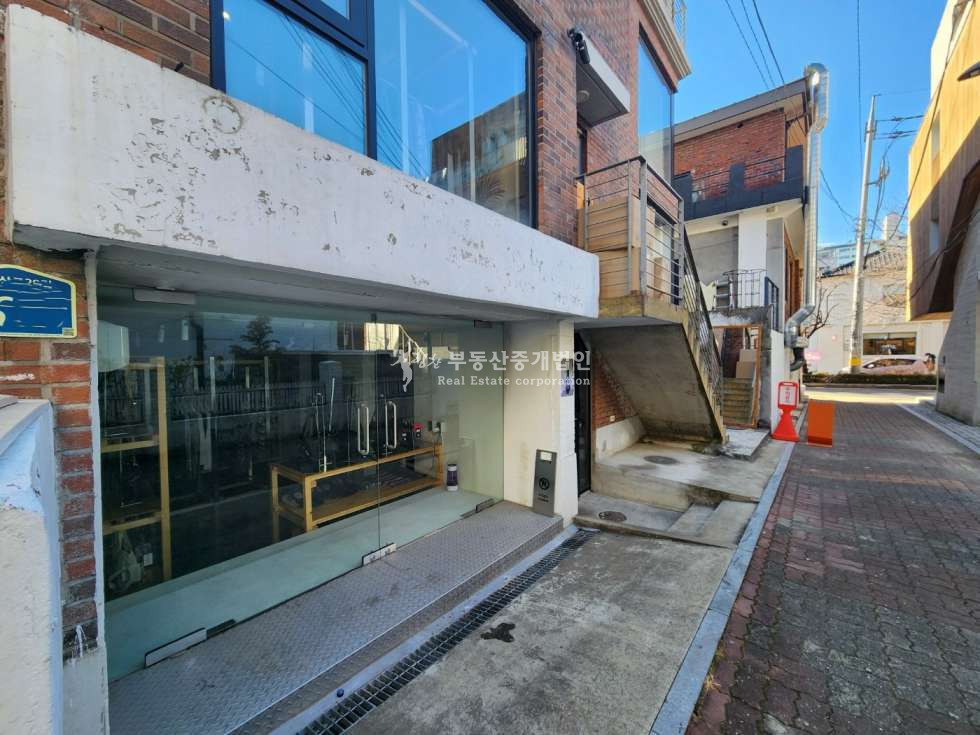 서울 마포구 연남동 내외국인 유동인구 많은 연남동 꽃길 임대만실 올근생 건물 매매 매물번호 11177 사진 2
