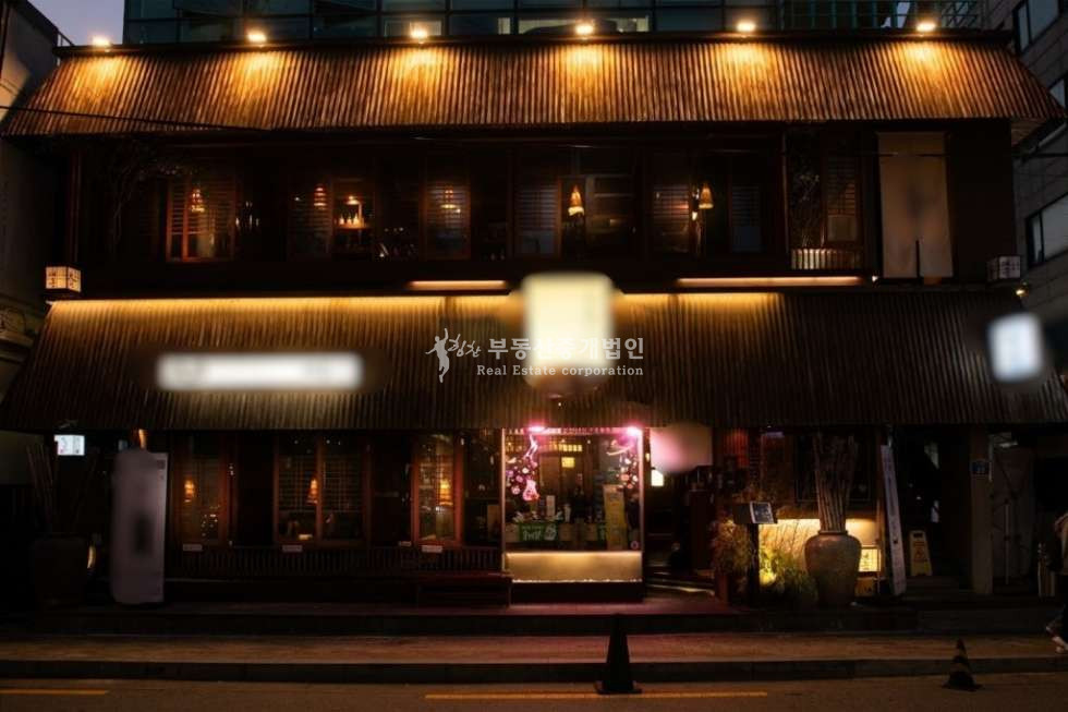 서울 마포구 서교동 1층2층 연임대 l 100평 l 외부인테리어 좋고 노출 상 월세 매물번호 11197 사진 1