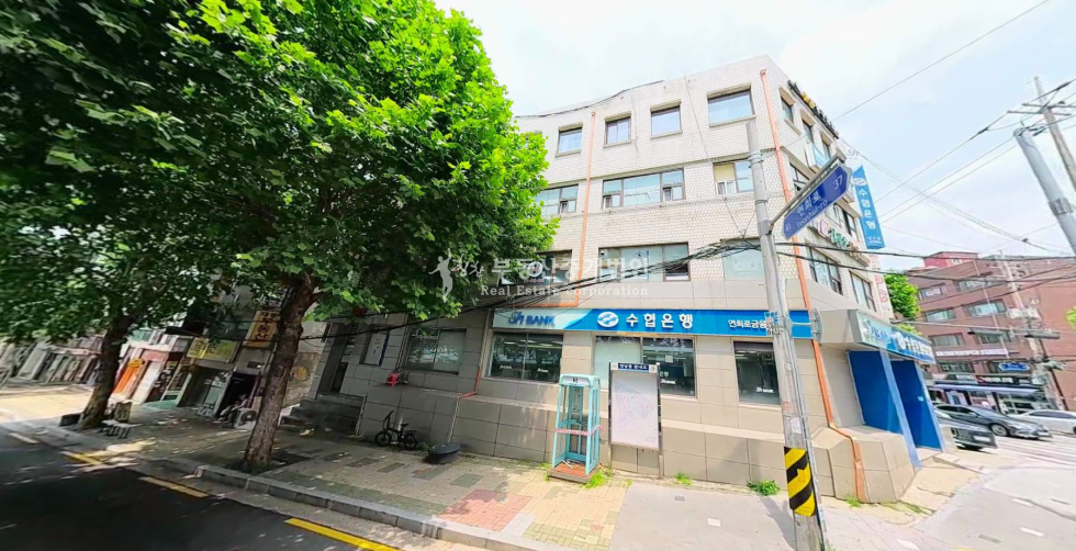 서울 마포구 연남동 미로길 동진시장 인근 대로변 코너 빌딩 매매 매물번호 10190 사진 2