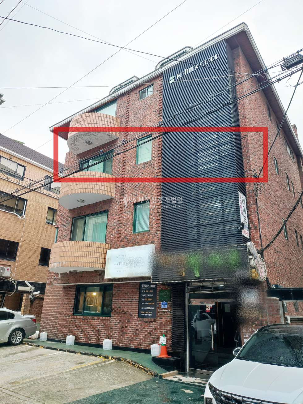 서울 마포구 서교동 홍대입구역 도보 6분, 공간분리 잘 된 가성비 좋은 사무실 월세 매물번호 11912 사진 1
