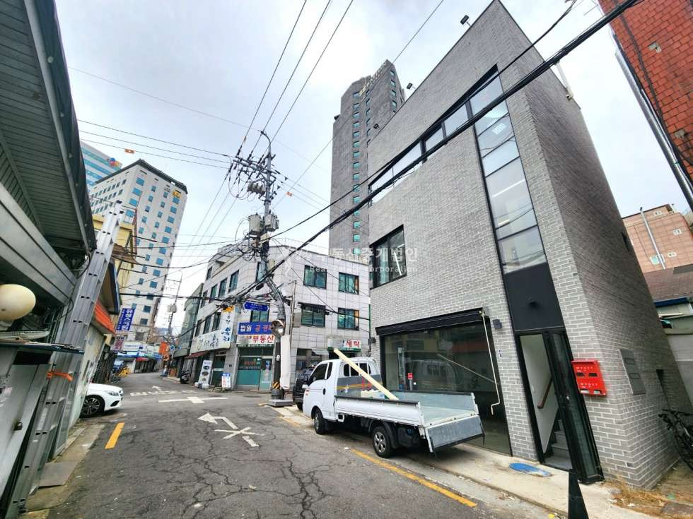 서울 중구 을지로5가 동대문역사문화공원역 초역세권, 호스텔 가능, 일반상업지역 코너 신축 빌딩 매매 매물번호 12378 사진 2