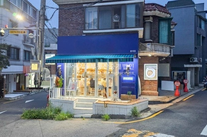 서울 마포구 서교동 365,24시 무료컨설팅ok l 패션거리 코너, 마트앞노출좋음 월세 매물번호 12785 사진 1