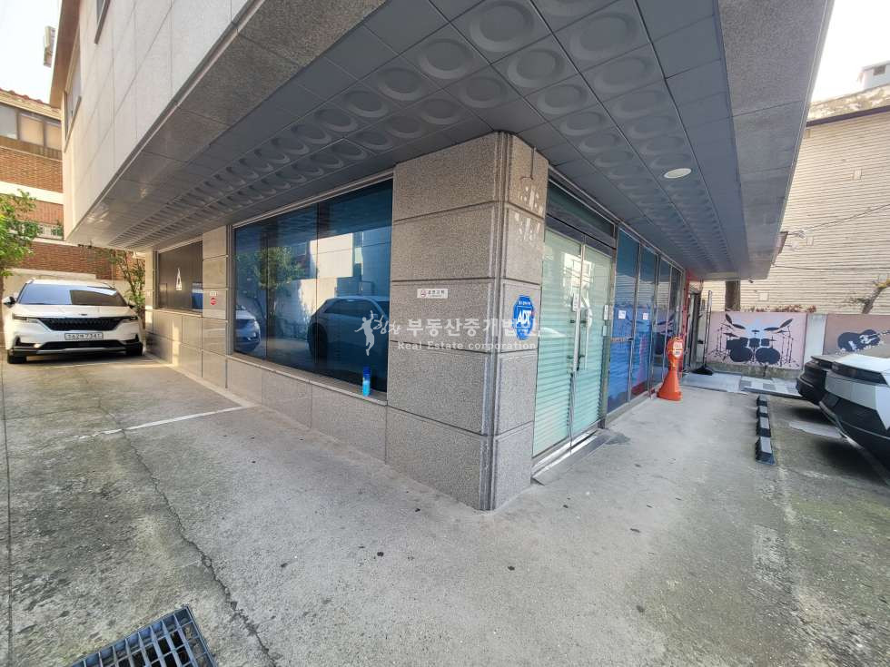 서울 마포구 성산동 마포구청역세권 1층 사무실 2대 주차가능 월세 매물번호 12162 사진 2