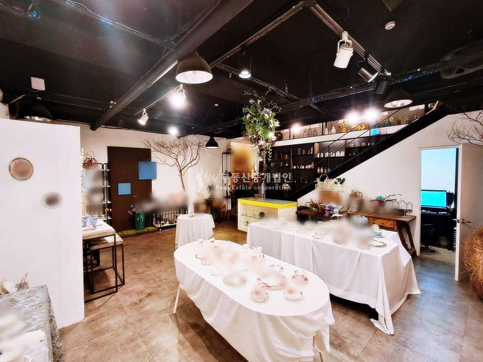 서울 마포구 서교동 합정역 초역세권, 지하지만 노출된 상가 추천드립니다. 월세 매물번호 11585 사진 8