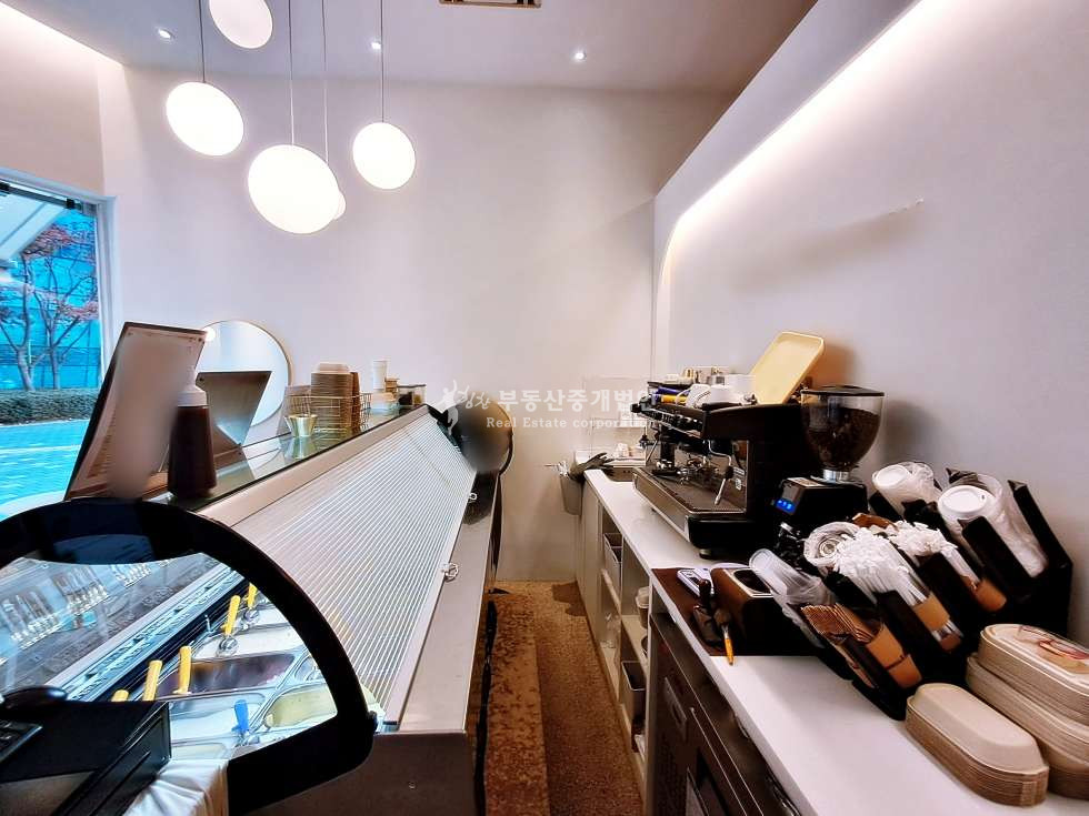 서울 마포구 상암동 주출입구 코너 자리 카페, 디저트 카페 추천 월세 매물번호 12228 사진 11