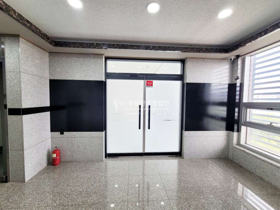 서울 마포구 성산동 대로변 73 중형사무실 월세 매물번호 11217 사진 10
