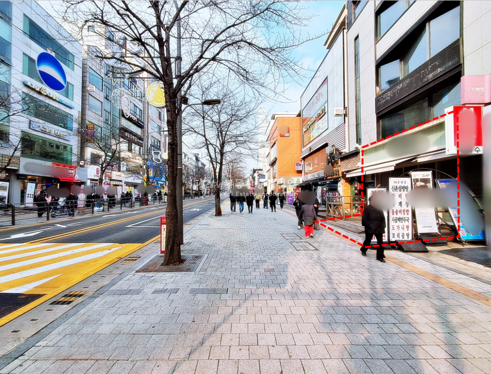 서울 서대문구 창천동 연세로 대로변 가시성 우수 주차 가능한 1층 추천드립니다. 월세 매물번호 12306 사진 2