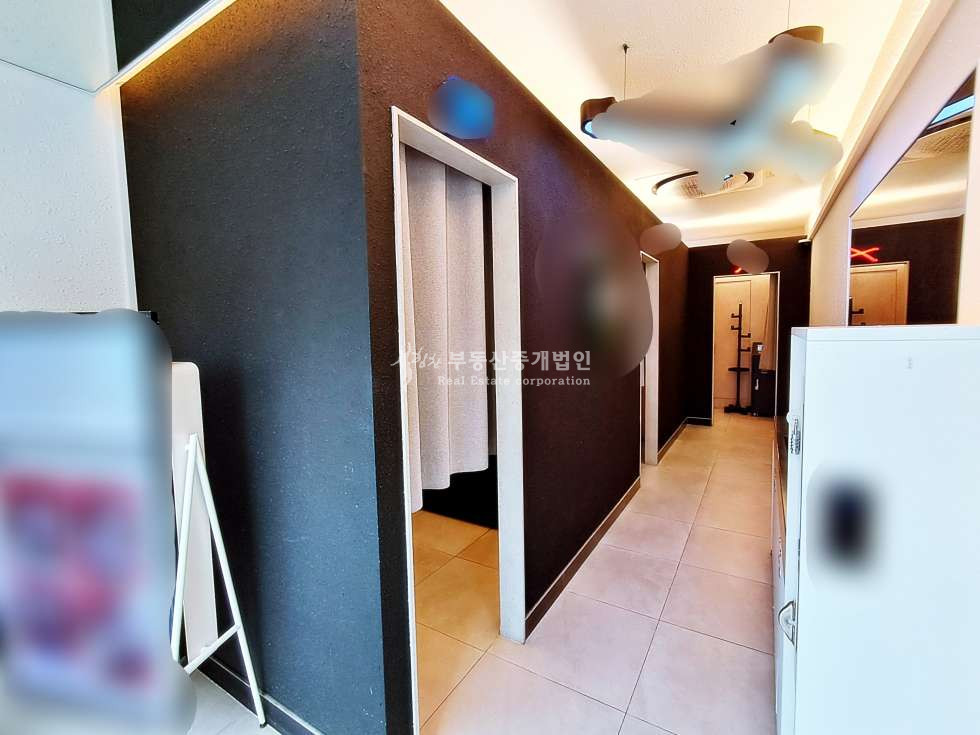 서울 서대문구 창천동 연세로 대로변 희소성있는 낮은 권리 소형 상가 추천 월세 매물번호 12305 사진 4