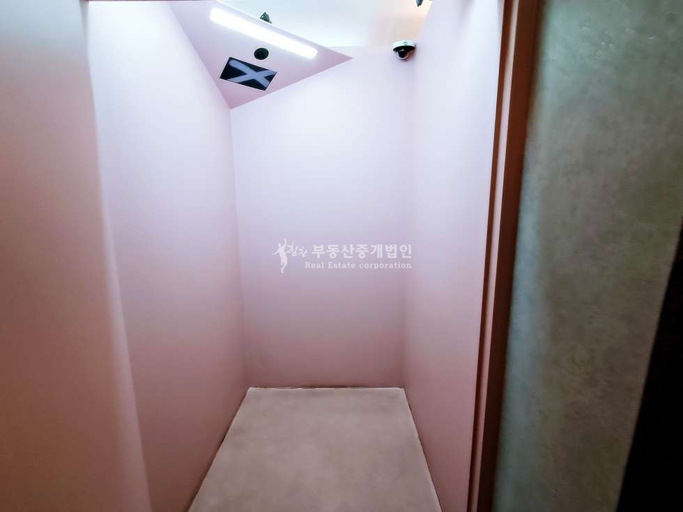 서울 서대문구 창천동 연세로 대로변 희소성있는 낮은 권리 소형 상가 추천 월세 매물번호 12305 사진 6