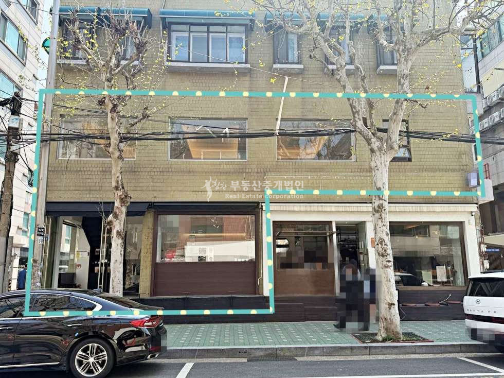 서울 마포구 동교동 홍대입구역 도보 5분 1,2층 연층 내부계단 있는 컨디션 좋은 상가 내부 월세 매물번호 12884 사진 7