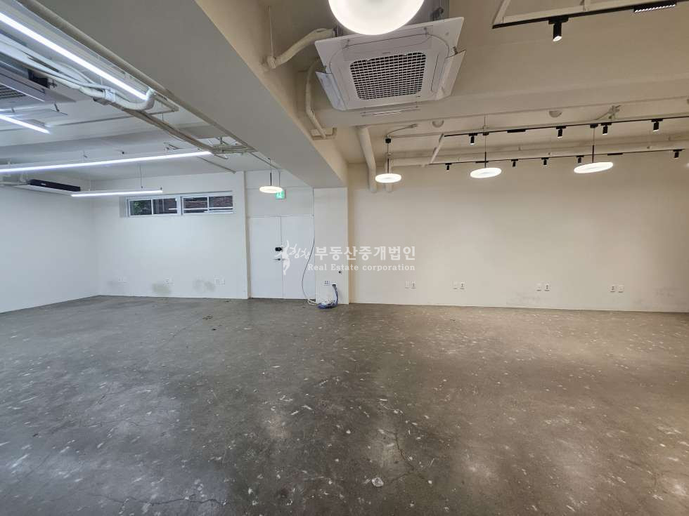 서울 마포구 동교동 전용187.무권리.홍대오피스라인.맛집즐비 월세 매물번호 12494 사진 13