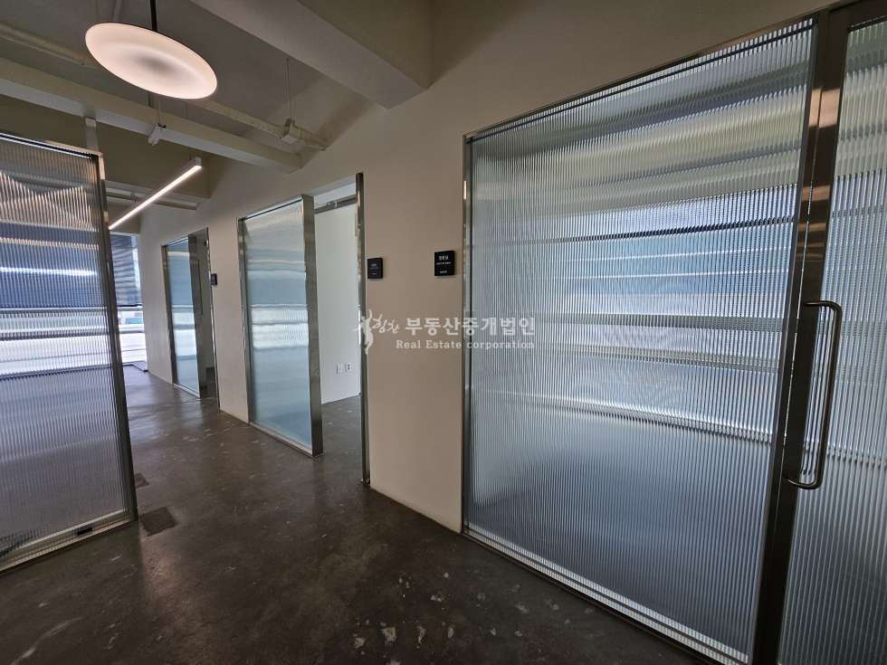 서울 마포구 동교동 전용187.무권리.홍대오피스라인.맛집즐비 월세 매물번호 12494 사진 15
