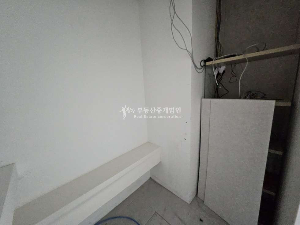서울 마포구 동교동 실130.무권리.1번출구바로앞.의원.미용실추천 월세 매물번호 12983 사진 23