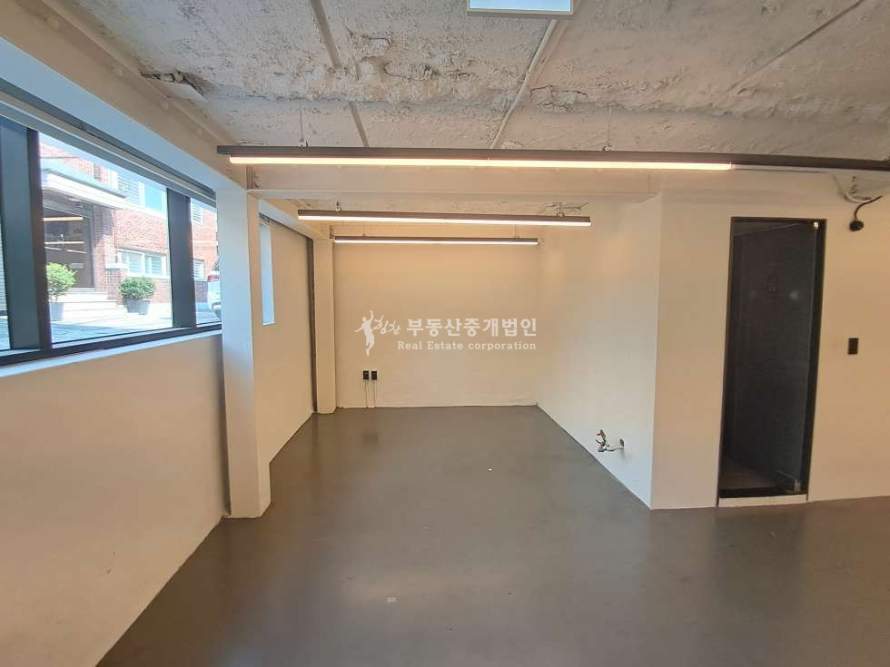 서울 마포구 연남동 내부 깔끔한 상가 추천드립니다~ 월세 매물번호 11145 사진 5