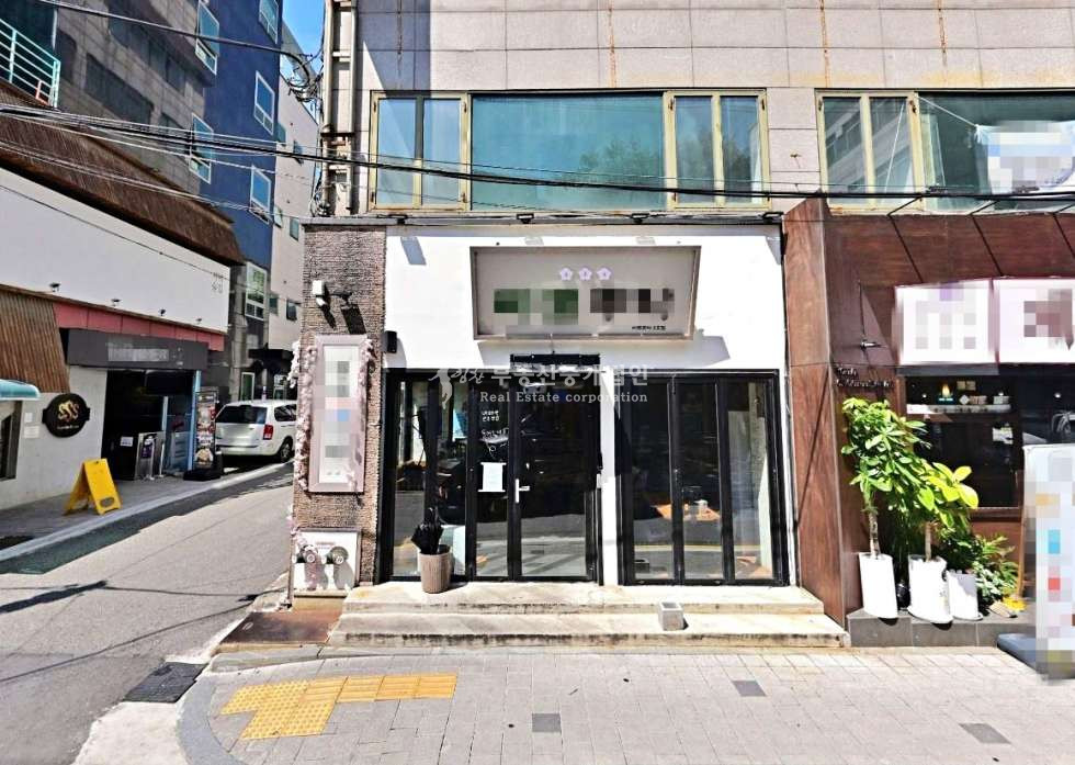 서울 마포구 서교동 먹자거리 메인상권 노출 접근 좋은 코너자리 상가1층 월세 매물번호 12819 사진 3
