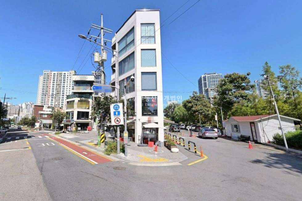 서울 마포구 신수동 무권리 I 서강대역 도보 5분 I 접근성 좋은 코너 상가 4층 월세 매물번호 12733 사진 5