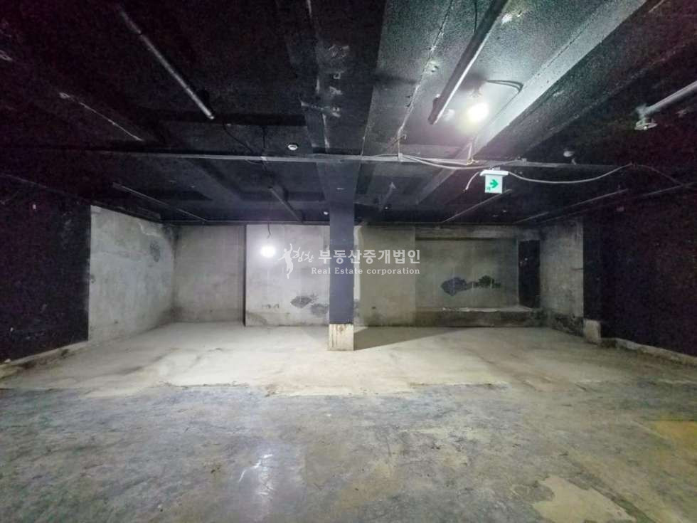 서울 마포구 서교동 365,24시 무료컨설팅ok l 클럽이었던 매물 무권 월세 매물번호 13168 사진 9