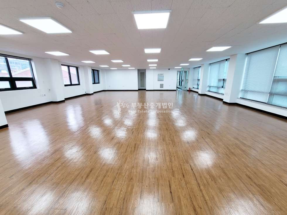 서울 마포구 서교동 망원역 초역세권, 주차가능 면적대비 가성비 사무실 월세 매물번호 12003 사진 6