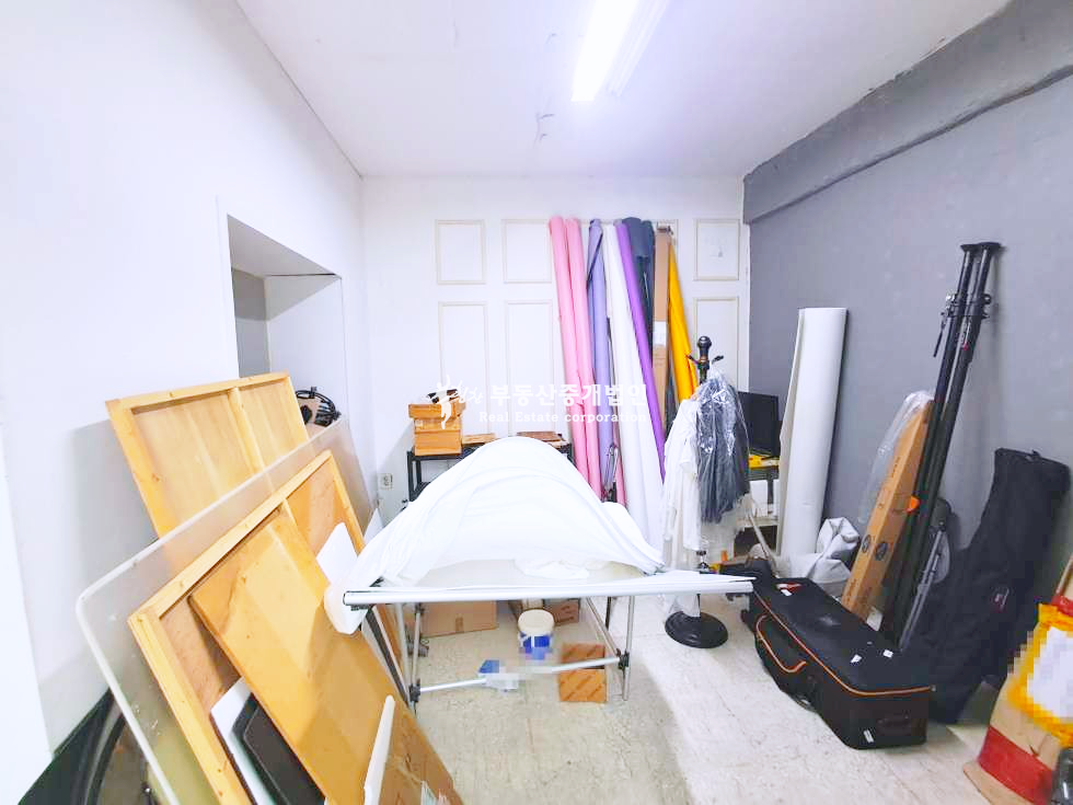 서울 마포구 동교동 동교동 초역세권 넓은 지하 스튜디오 추천드립니다. 월세 매물번호 11338 사진 7