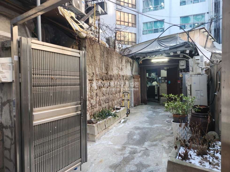 서울 중구 무교동 시청역 을지로입구역 초역세권 시청 바로옆 상업지 투자가치 높은 근생 건물 매매 매물번호 12553 사진 2