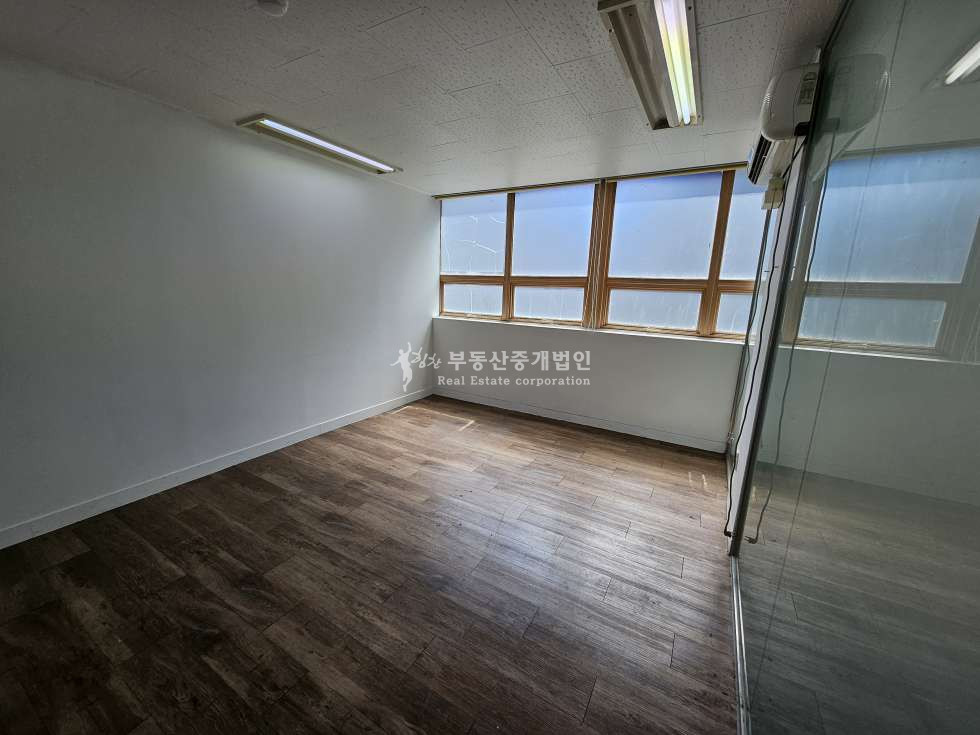 서울 마포구 성산동 실20.무권리.룸1.주차2대무료.상가사무실가능 월세 매물번호 13245 사진 6