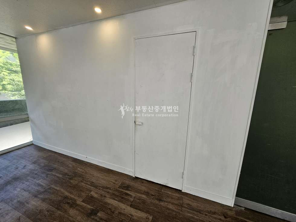 서울 마포구 성산동 실20.무권리.룸1.주차2대무료.상가사무실가능 월세 매물번호 13245 사진 8