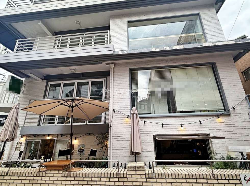 서울 마포구 연남동 연남동 미로길 유동많고 노출 좋은 코너 자리 상가 1.5층 월세 매물번호 12821 사진 5