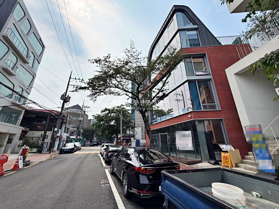 서울 마포구 서교동 합정역 상수역 더블역세권 솔내길 먹자메인라인 도로변 상가 1층 월세 매물번호 11507 사진 9