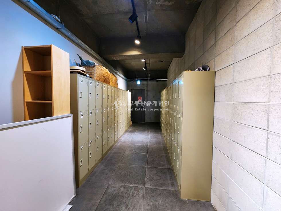 서울 마포구 성산동 대박 무권리 희귀한 약 121평 대형 평수 1층 상가 월세 매물번호 13199 사진 7