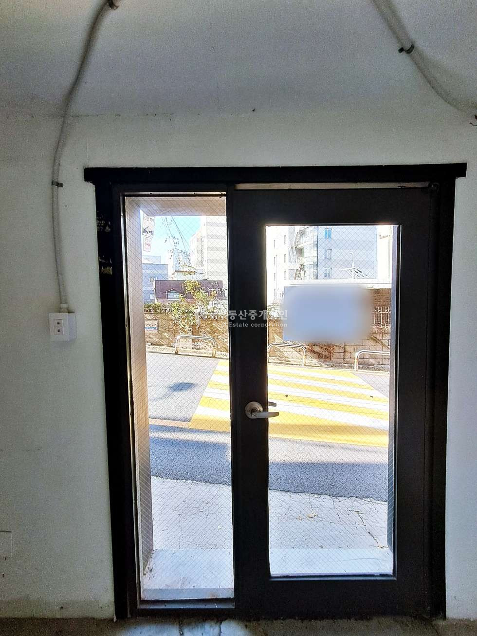 서울 마포구 창전동 와우산 인근, 태영아파트 인근 1층 무권리 상가 추천드립니다. 월세 매물번호 12198 사진 9