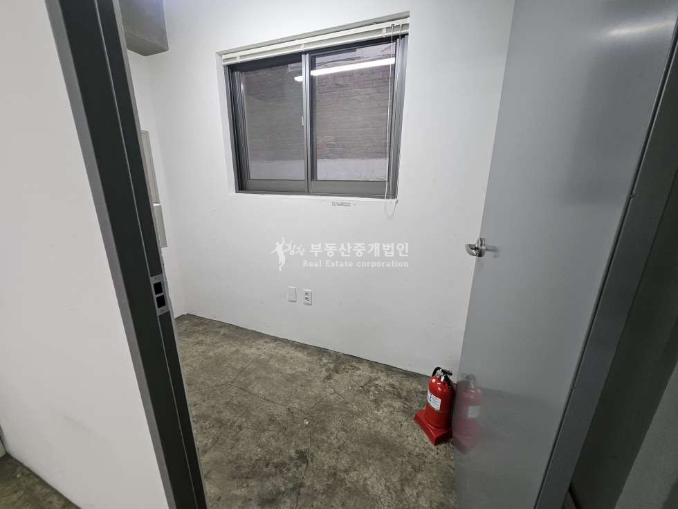 서울 마포구 연남동 실24.무권리.연남툭툭거리.다양한업종환영 월세 매물번호 11538 사진 7